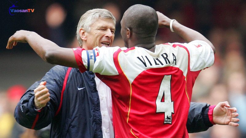 Một vài cầu thủ nổi tiếng gắn liền với áo số 4