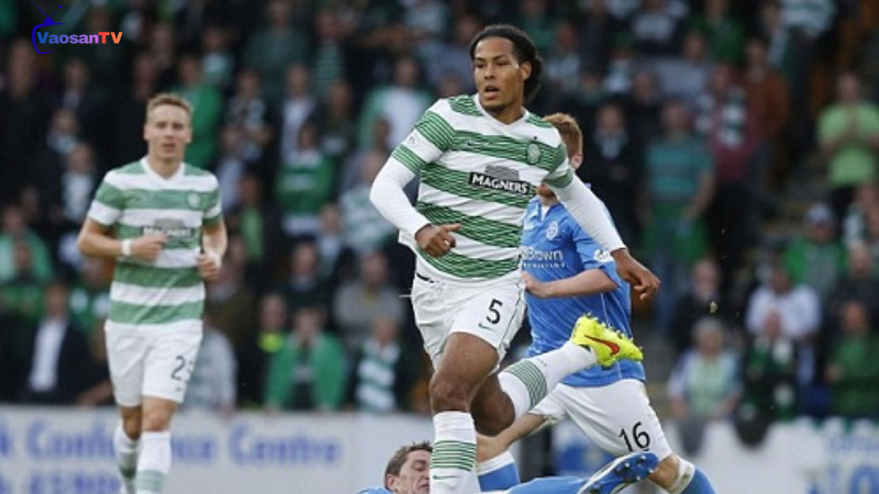 Số áo số 4 của Van Dijk góp phần tạo nên thương hiệu của anh