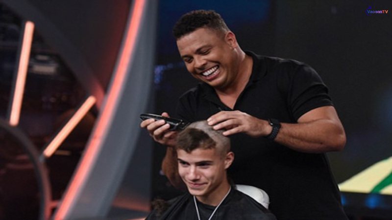 Tái hiện mái tóc huyền thoại