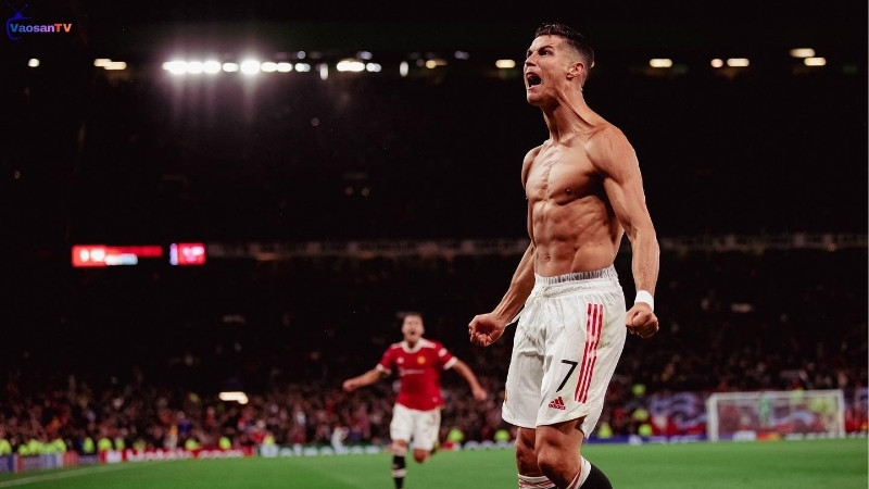 CR7 giải cứu MU sau chuỗi thua